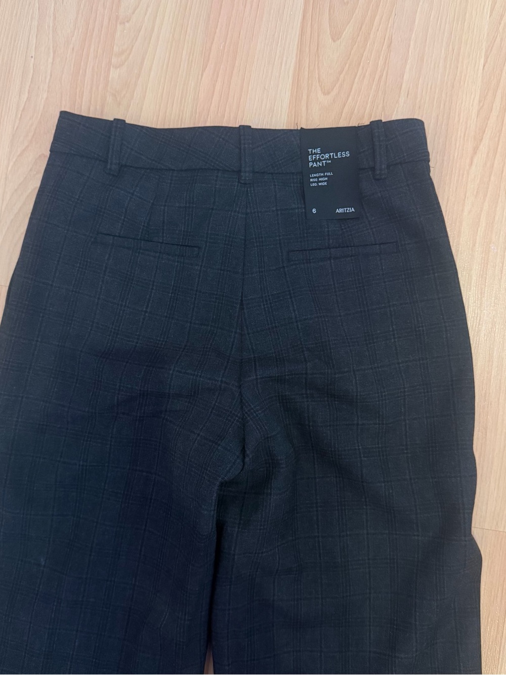 Aritzia Effortless Pant Trousers Dark Grey Plaid (NWT) high rise regular length - Picture 13 of 16